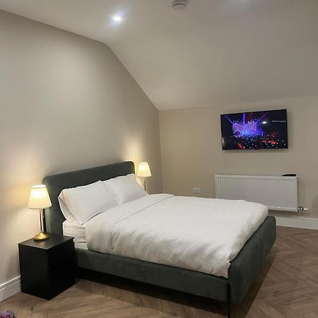 Attic Room In Citywest Дублин Экстерьер фото