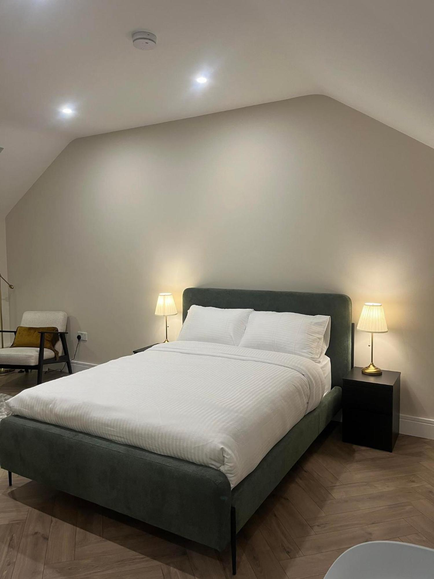 Attic Room In Citywest Дублин Экстерьер фото