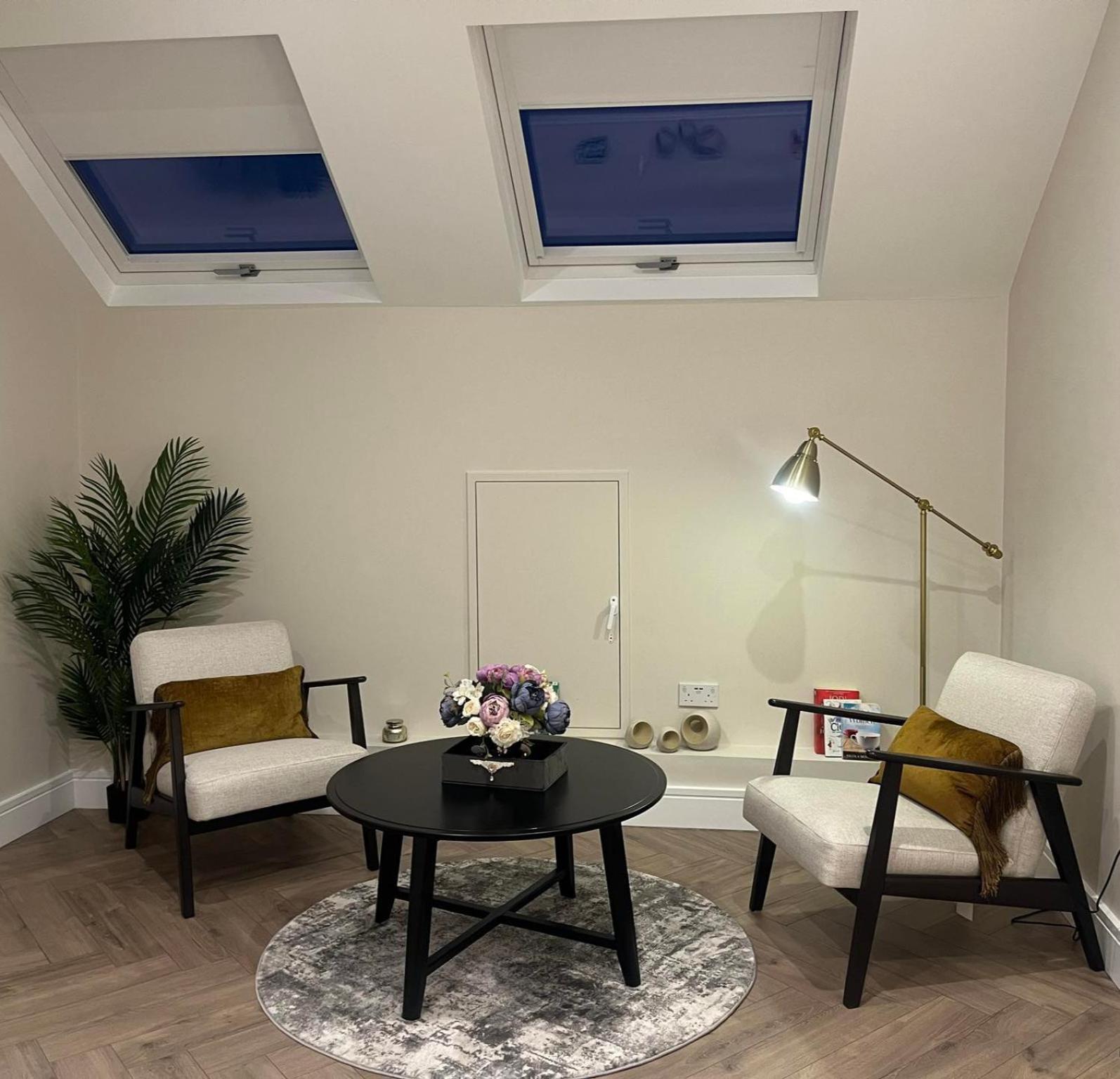 Attic Room In Citywest Дублин Экстерьер фото
